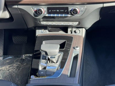 2025 Audi Q5 Premium