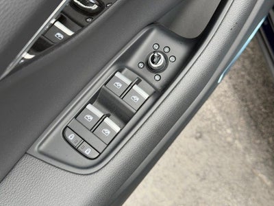 2025 Audi Q7 Premium