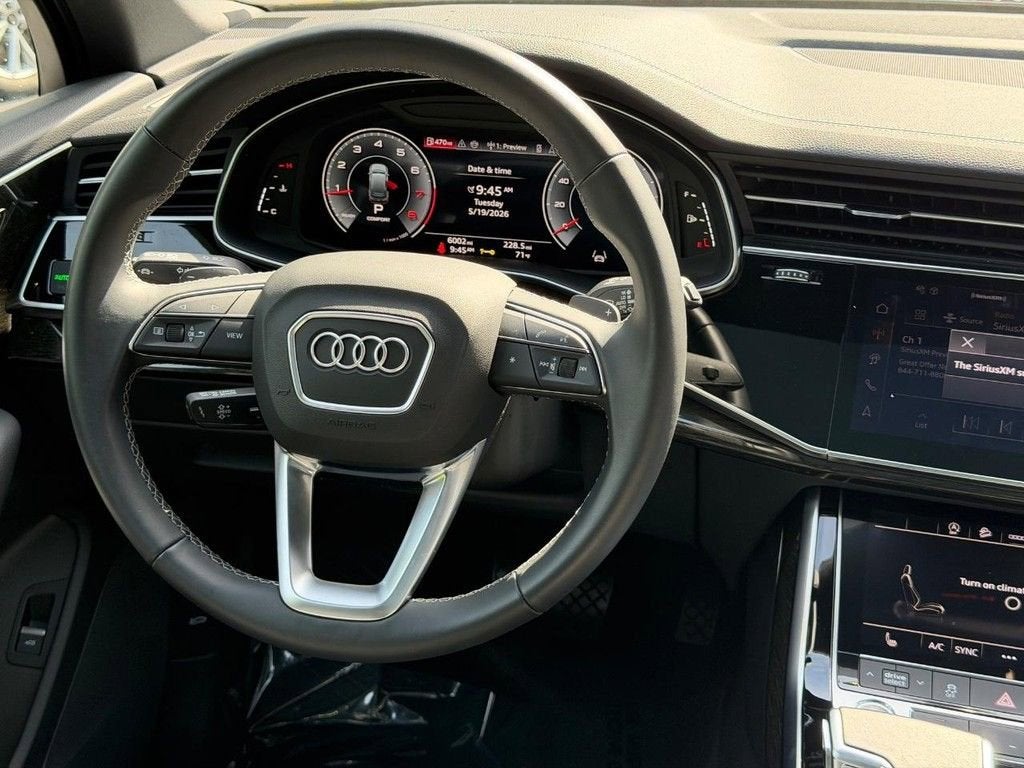 2025 Audi Q7 Premium
