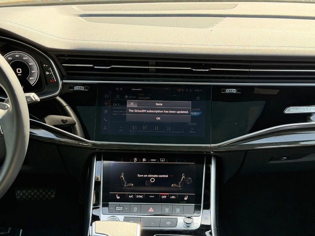 2025 Audi Q7 Premium
