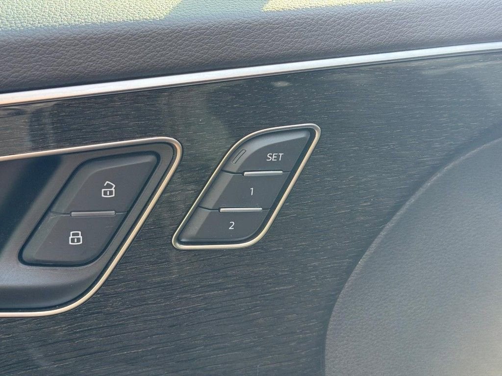2025 Audi Q7 Premium