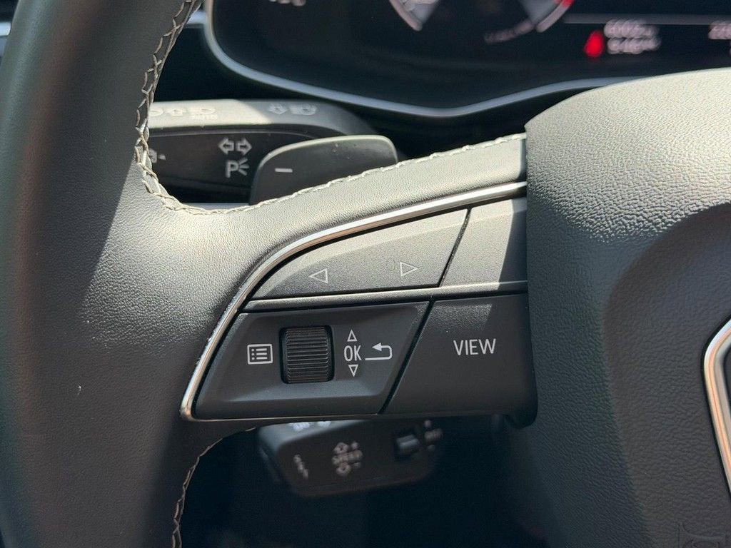 2025 Audi Q7 Premium
