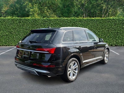 2025 Audi Q7 Premium