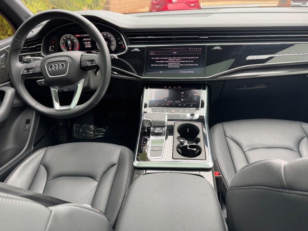2025 Audi Q7 Premium
