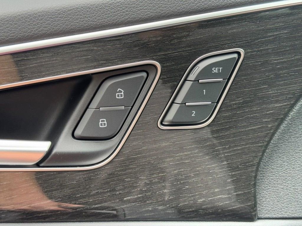 2025 Audi Q7 Premium