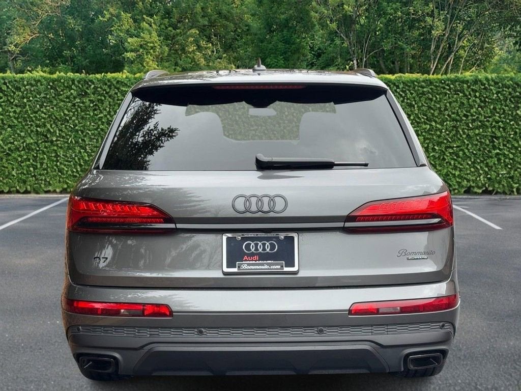 2025 Audi Q7 Premium