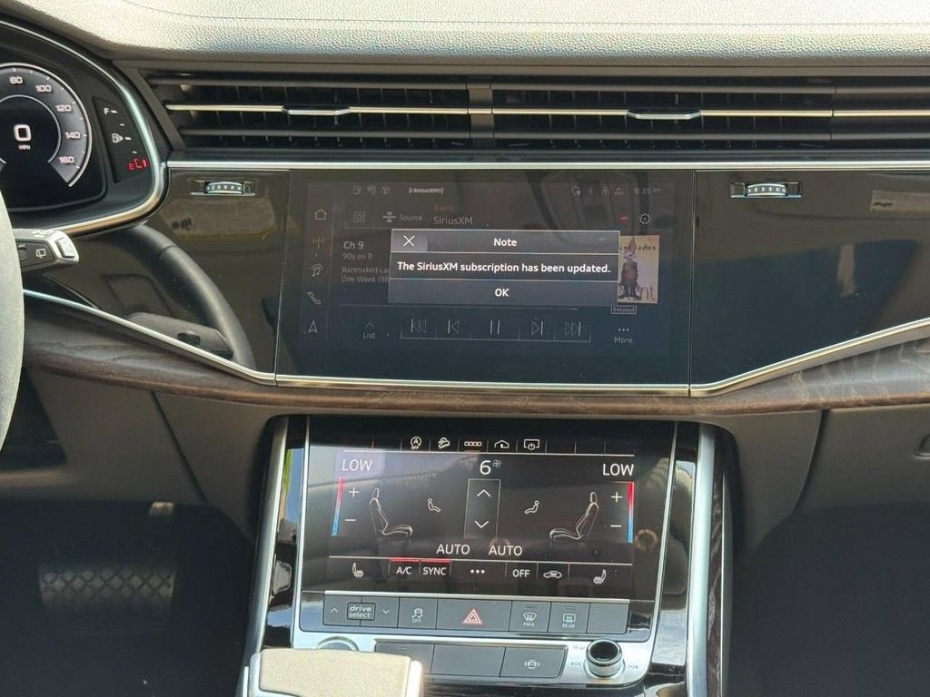 2025 Audi Q7 Premium