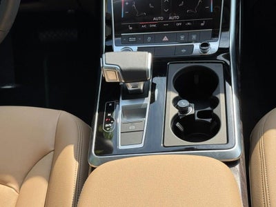 2025 Audi Q7 Premium