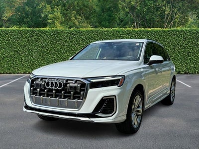 2025 Audi Q7 Premium