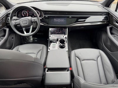 2025 Audi Q7 Premium