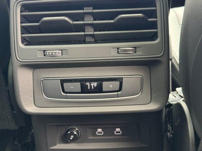 2025 Audi Q7 Premium