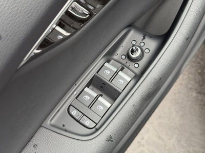 2025 Audi Q7 Premium