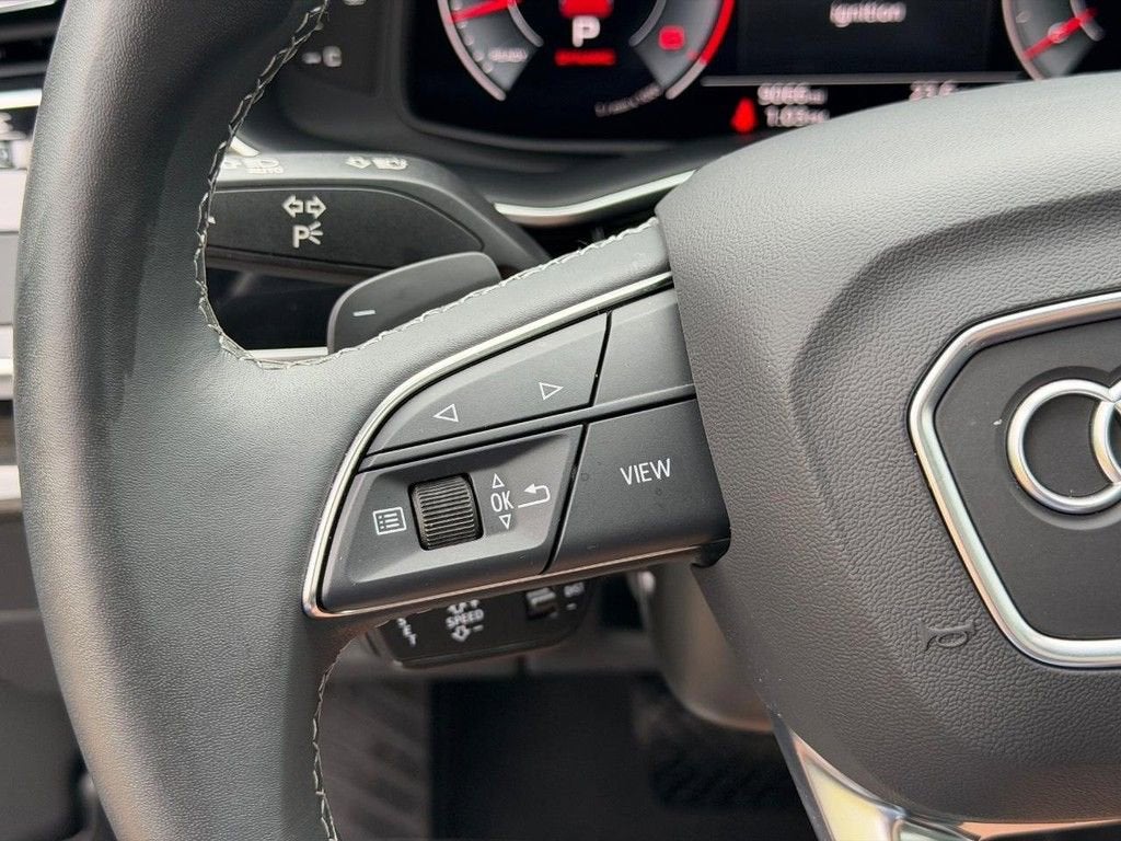 2025 Audi Q7 Premium