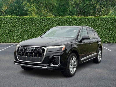 2025 Audi Q7 Premium