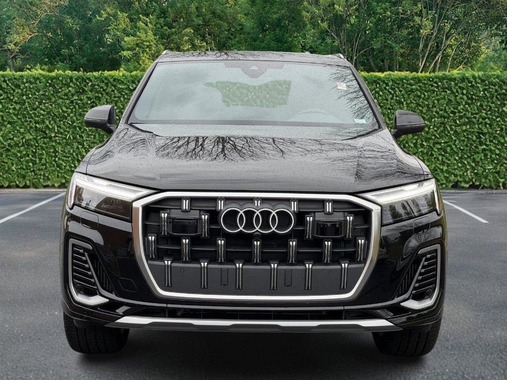 2025 Audi Q7 Premium