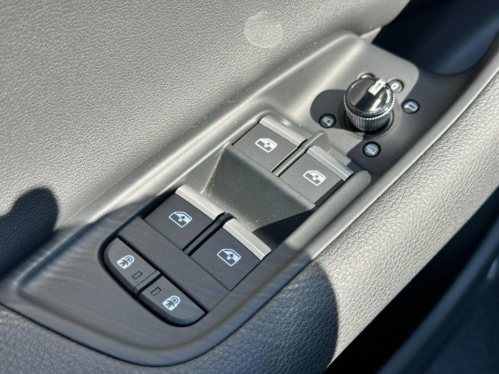 2026 Audi Q7 Premium