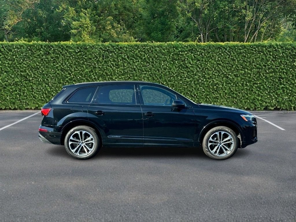 2026 Audi Q7 Premium