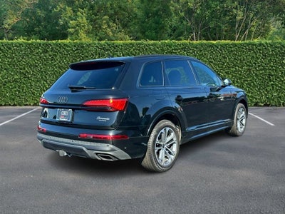 2026 Audi Q7 Premium