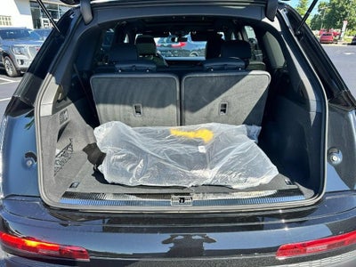 2026 Audi Q7 Premium