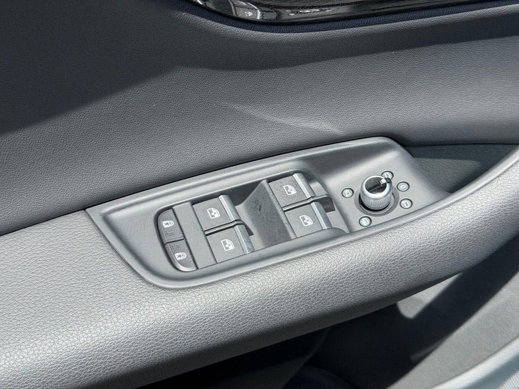 2025 Audi Q7 Premium