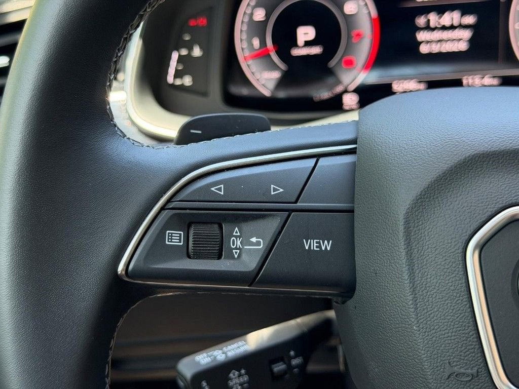 2025 Audi Q7 Premium