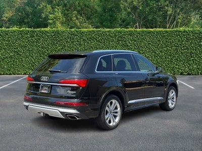 2025 Audi Q7 Premium