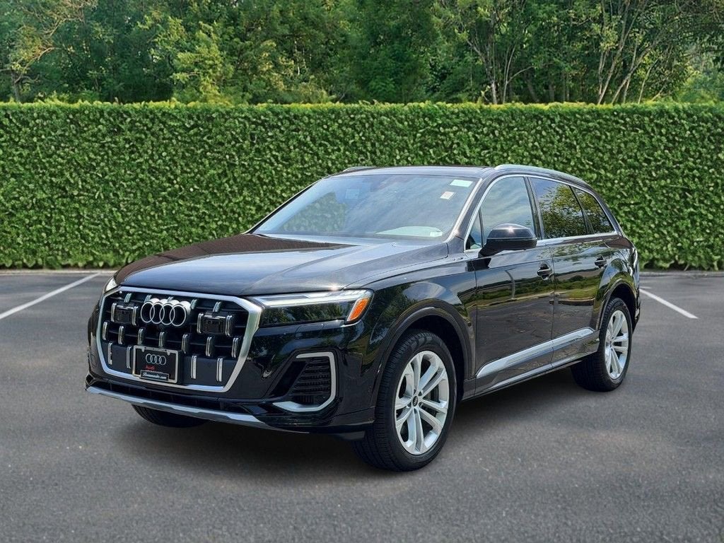 2025 Audi Q7 Premium