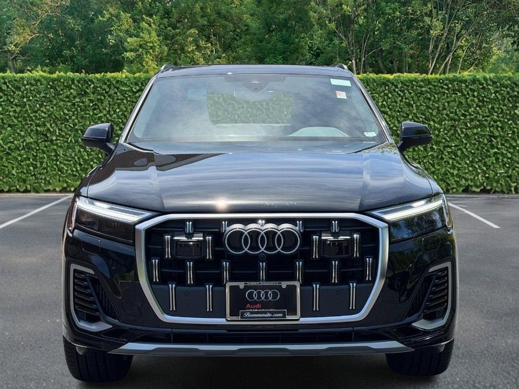 2025 Audi Q7 Premium