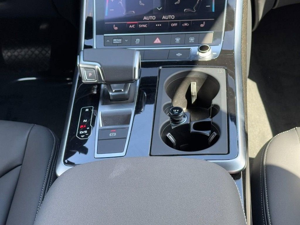 2025 Audi Q7 Premium