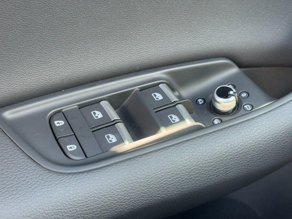 2025 Audi Q7 Premium