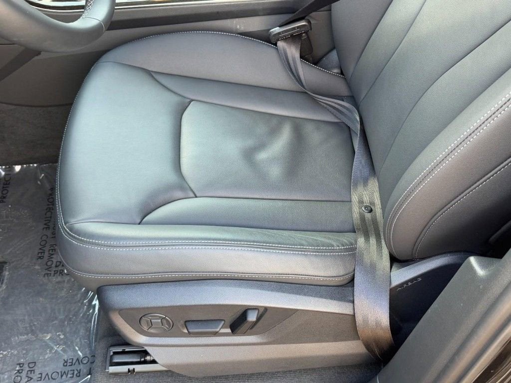 2025 Audi Q7 Premium