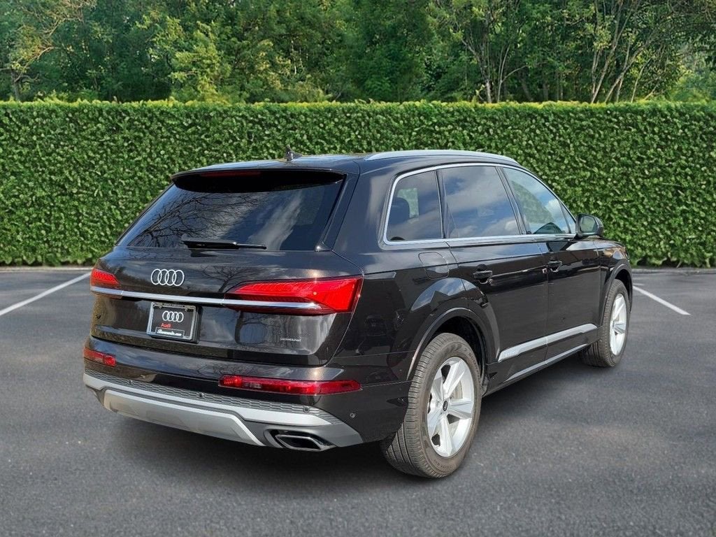 2025 Audi Q7 Premium