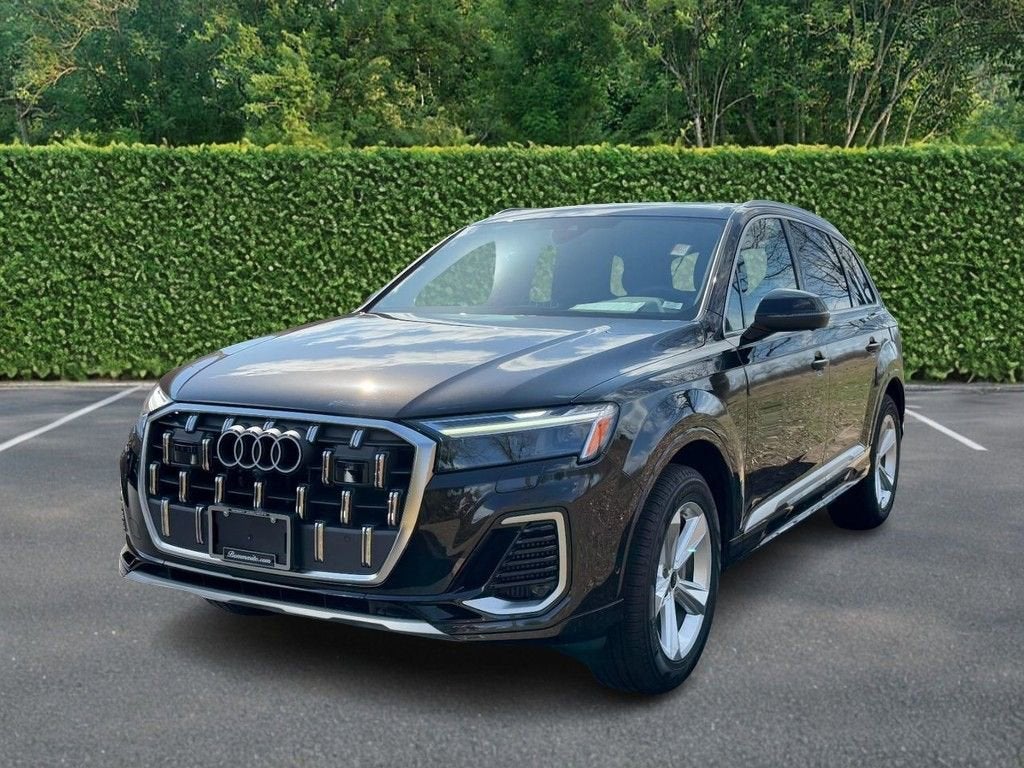 2025 Audi Q7 Premium