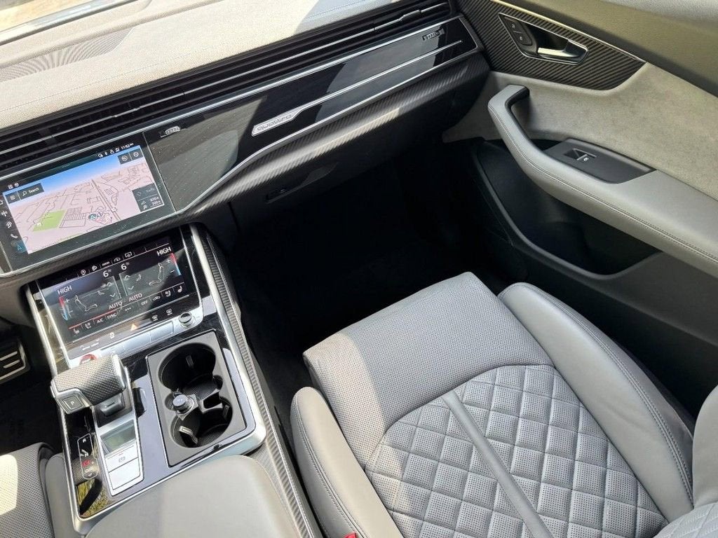 2024 Audi SQ8 Premium Plus
