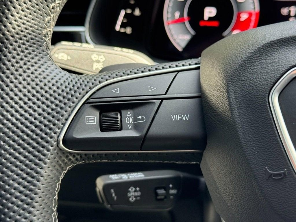 2024 Audi SQ8 Premium Plus