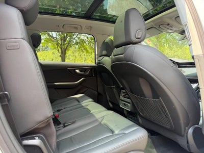 2022 Audi Q7 Premium