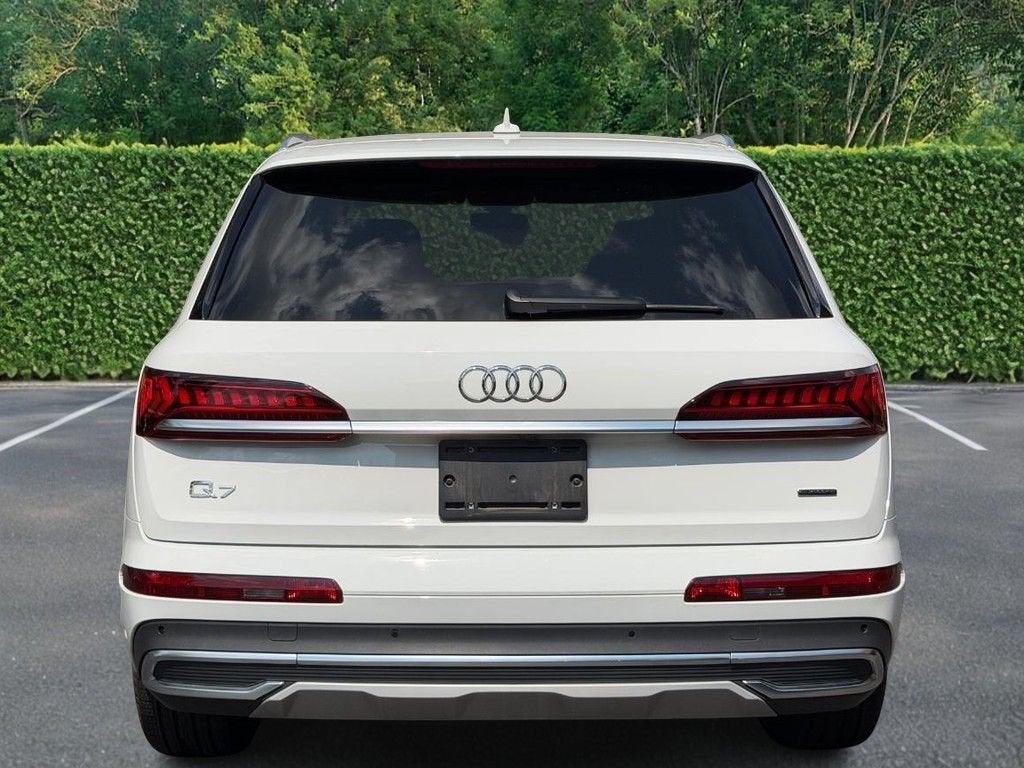 2022 Audi Q7 Premium