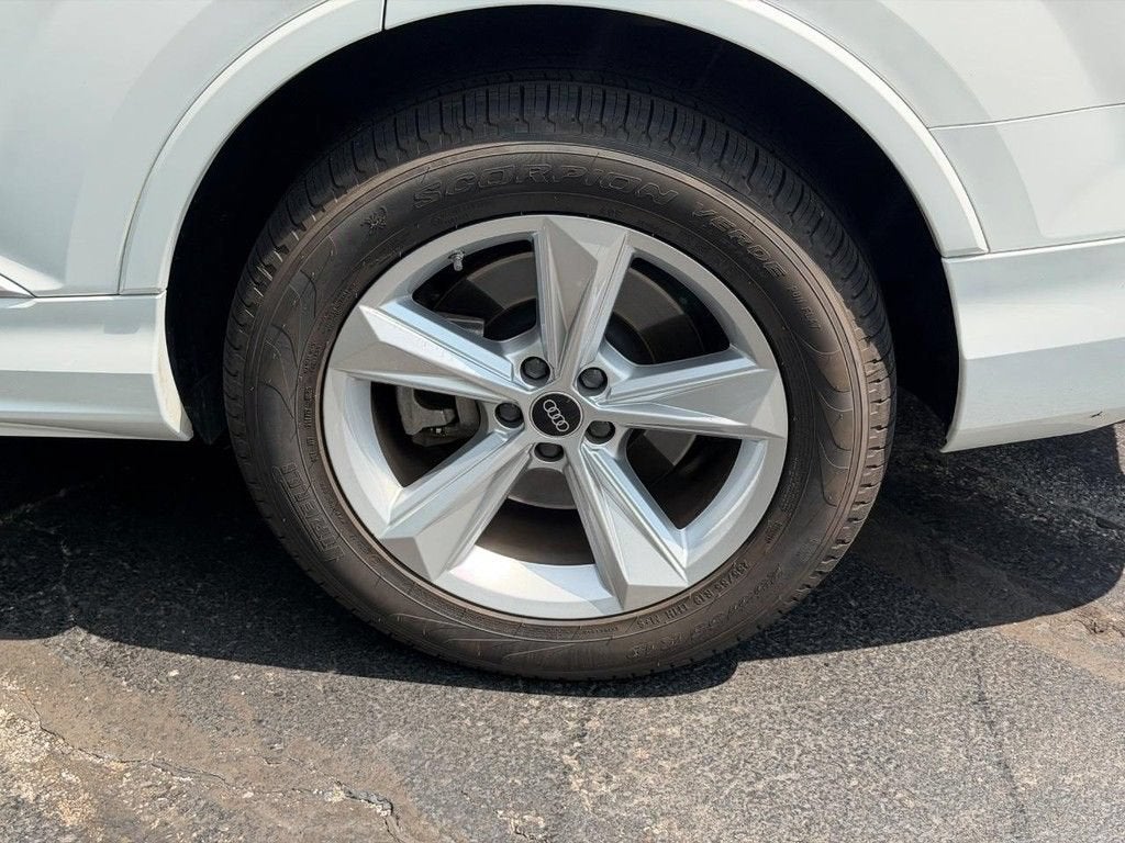 2022 Audi Q7 Premium