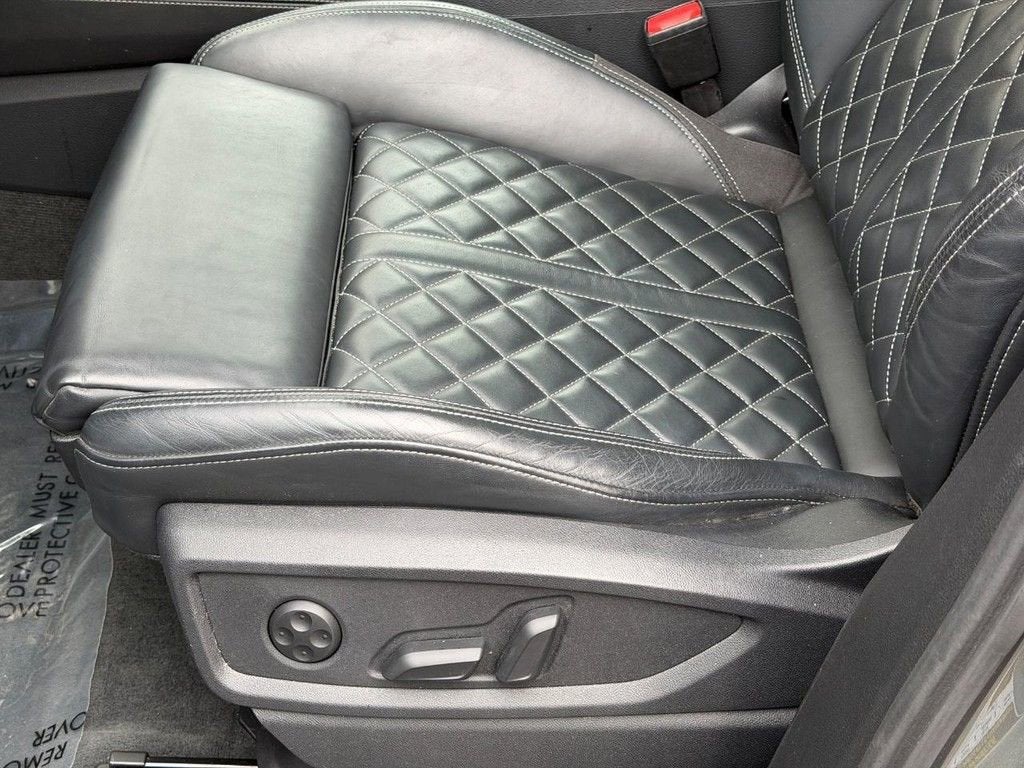 2023 Audi SQ5 Premium Plus