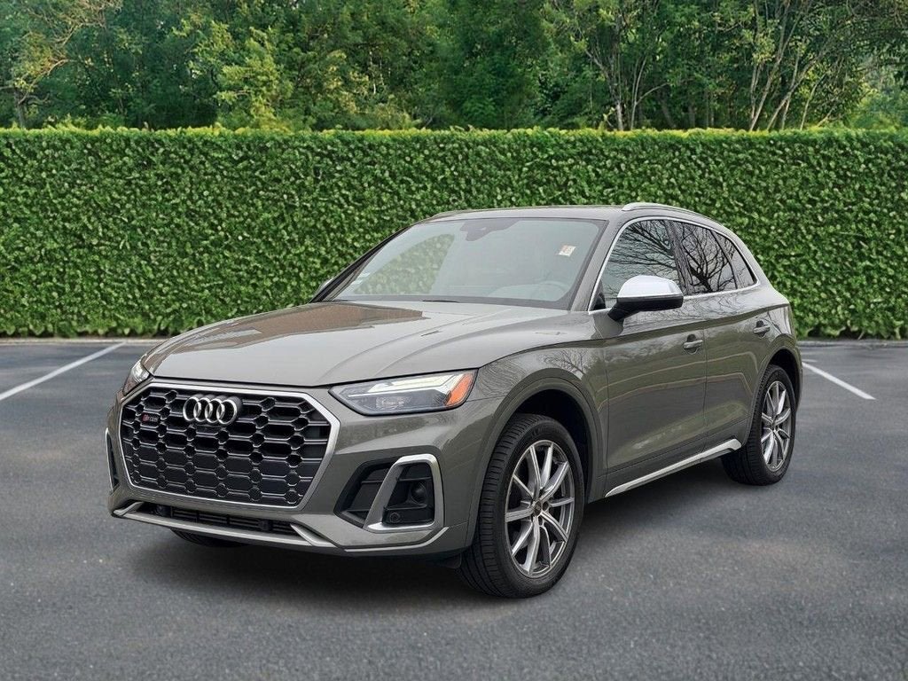 2023 Audi SQ5 Premium Plus