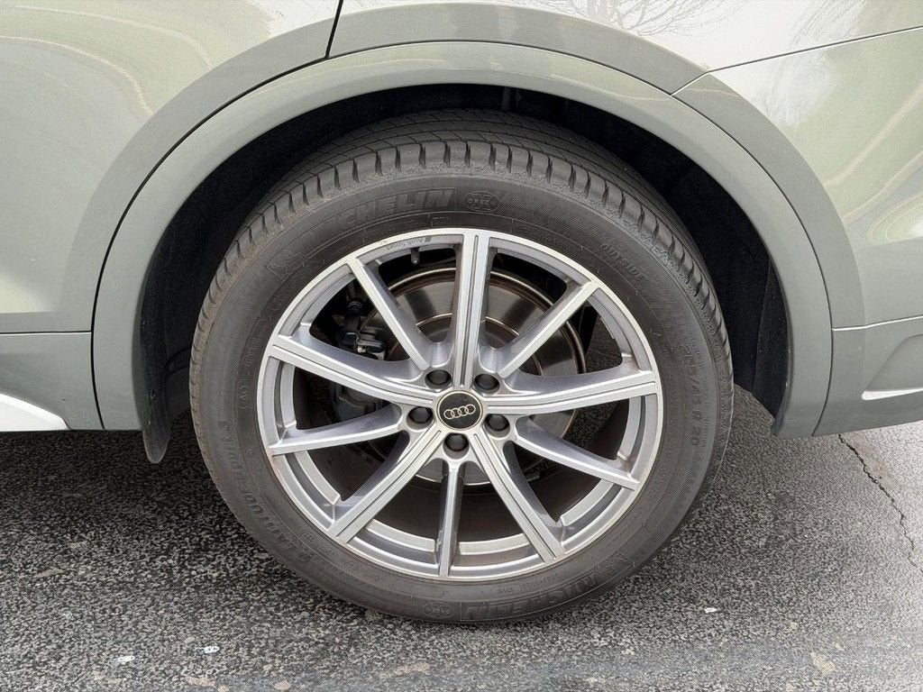 2023 Audi SQ5 Premium Plus