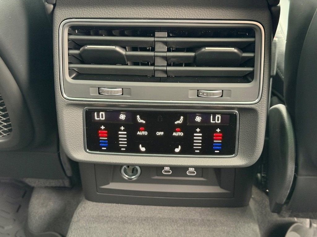 2023 Audi SQ8 Prestige