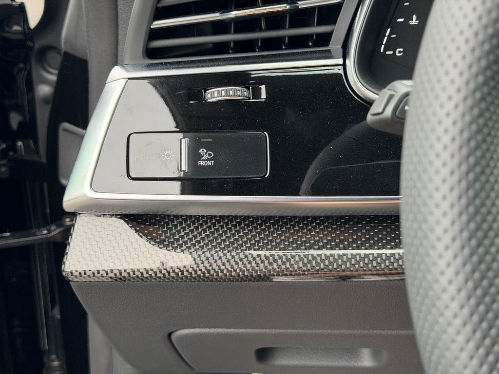 2023 Audi SQ8 Prestige