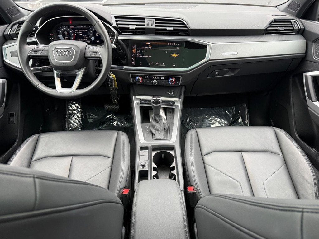 2025 Audi Q3 S line Premium