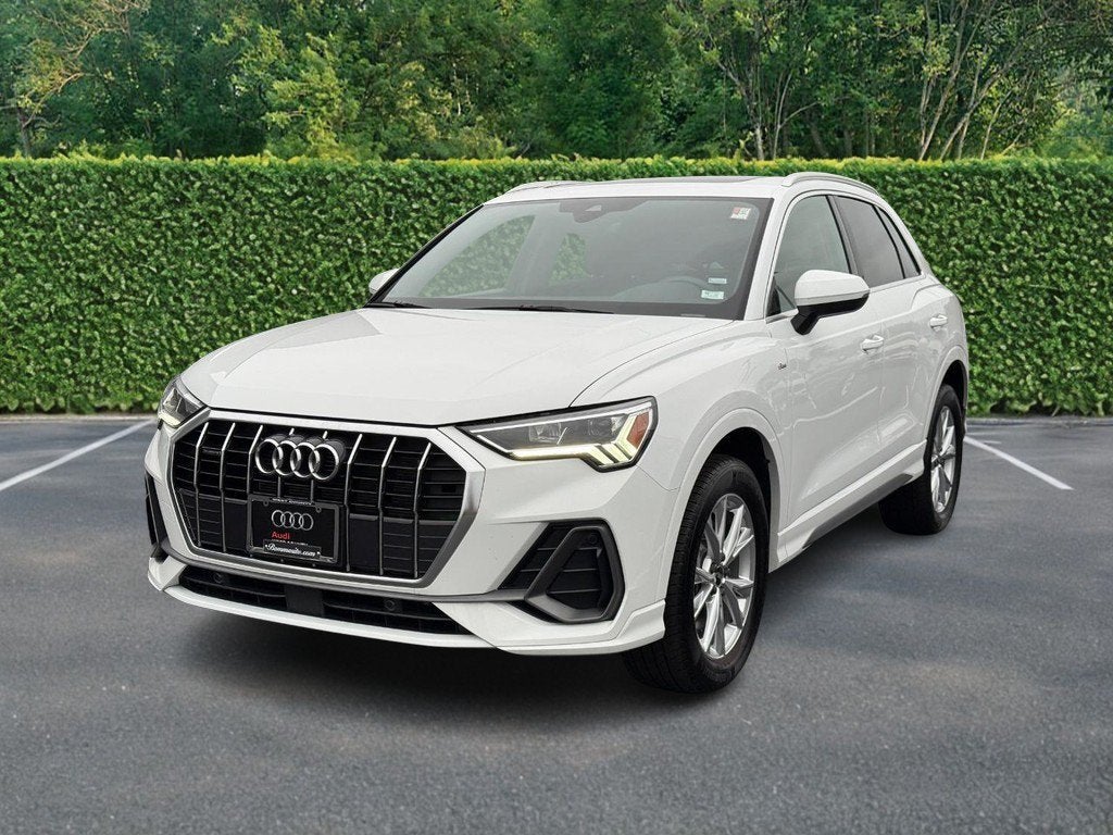 2025 Audi Q3 S line Premium