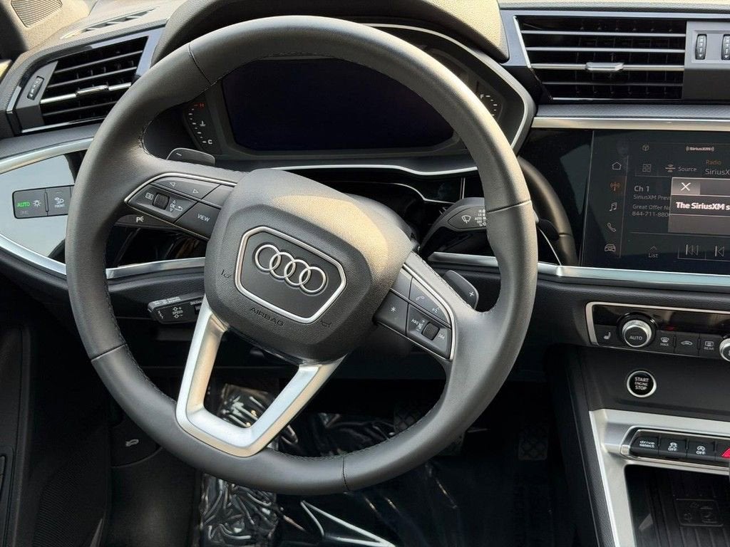 2025 Audi Q3 S line Premium