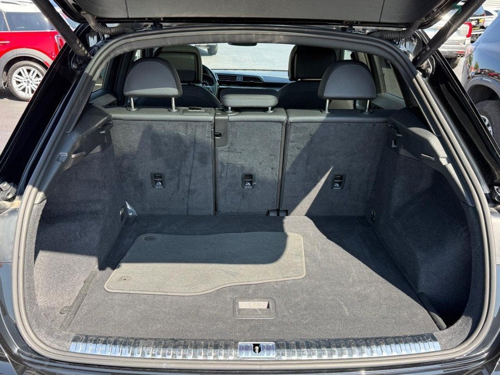 2025 Audi Q3 S line Premium