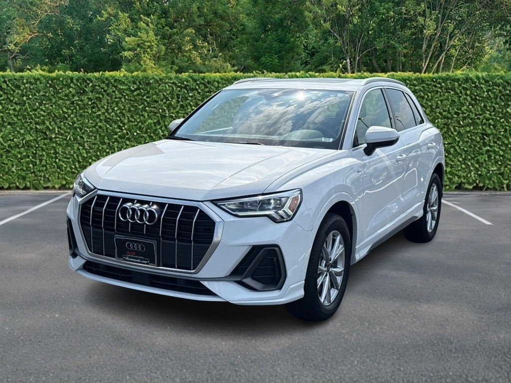 2025 Audi Q3 S line Premium