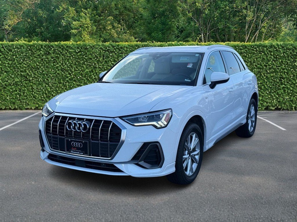 2025 Audi Q3 S line Premium