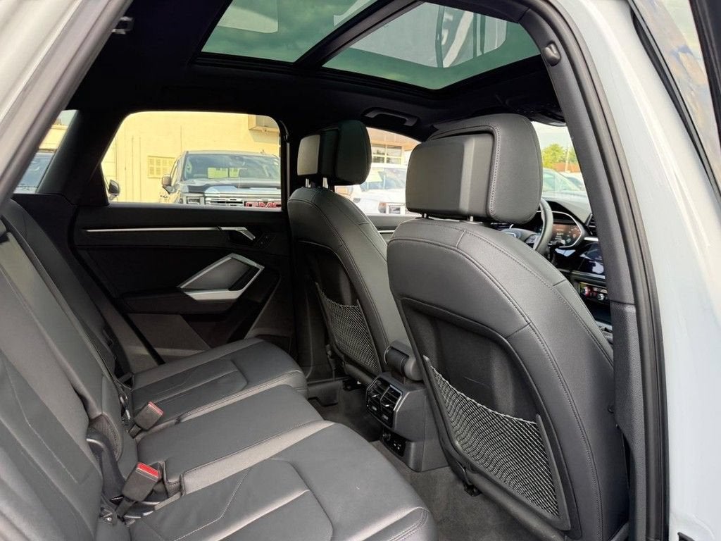 2025 Audi Q3 S line Premium